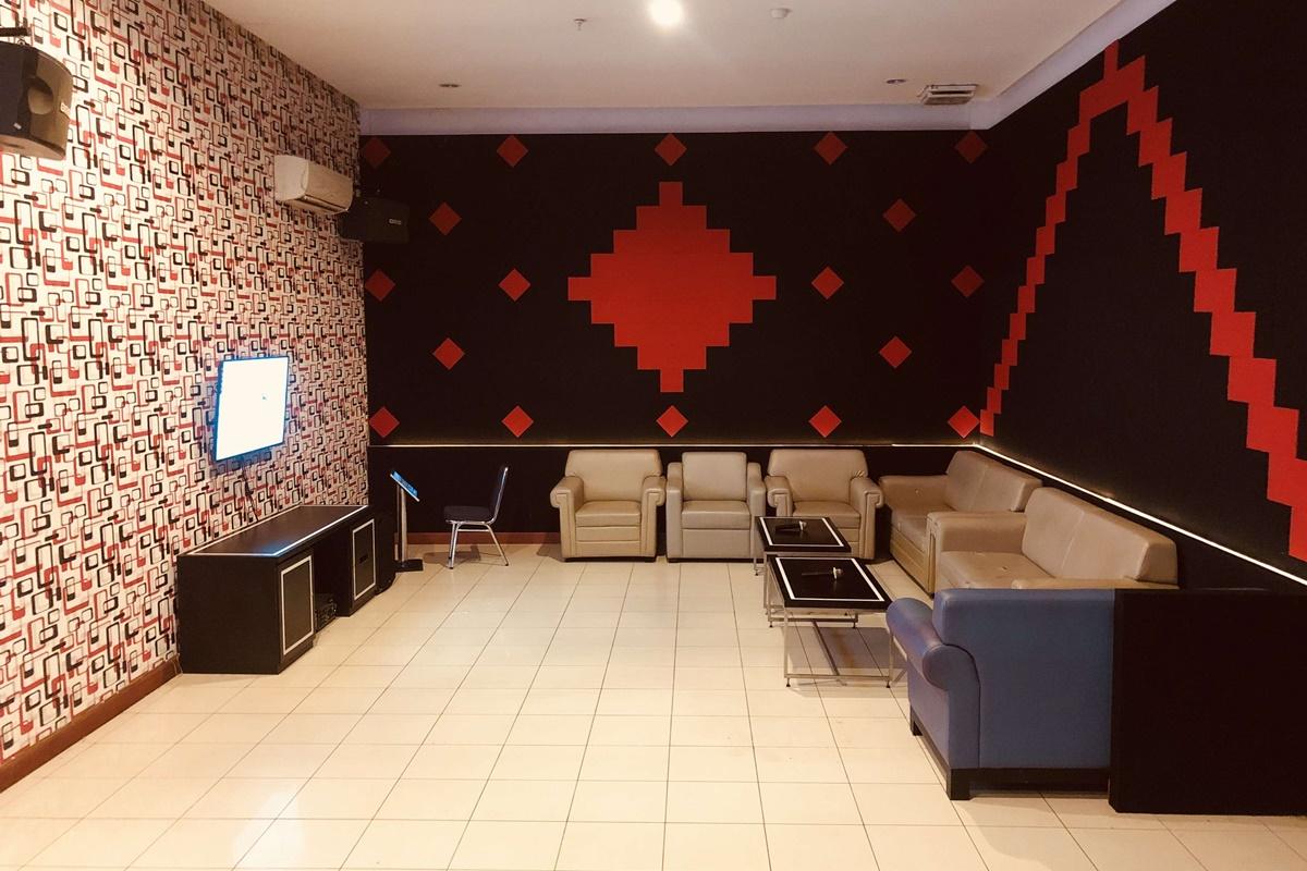 Kyriad Sadurengas Hotel Tanah Grogot Exterior foto